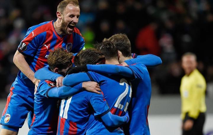 九游娱乐app官网-关于那不勒斯发布备战花絮，清晨远射贴柱，欧联任务艰巨，医务组通报恢复的信息