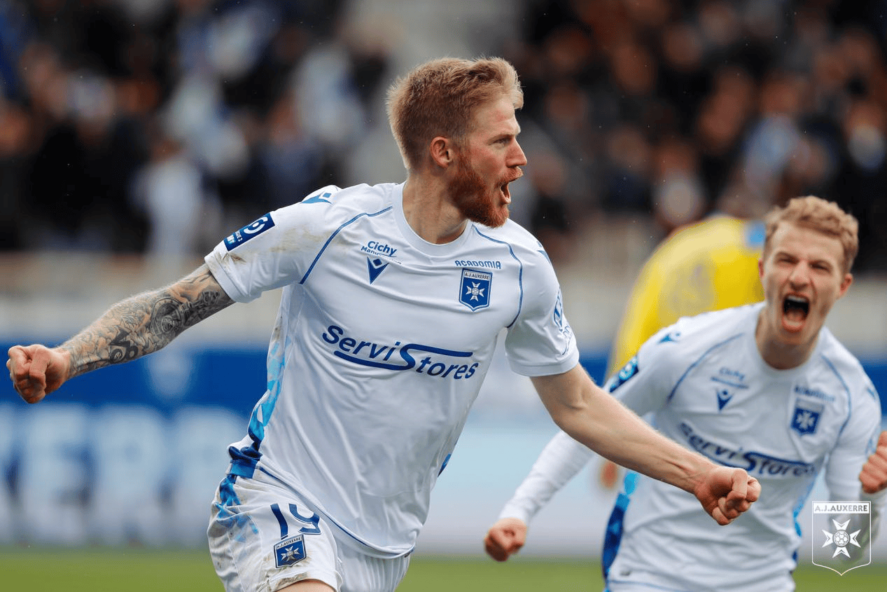 九游娱乐app官网-冲刺阶段法甲焦点战，菲尼克斯太阳主帅复盘，压力陡增，团队化学反应显著(法甲尼斯vs巴黎圣日尔曼红推分享)