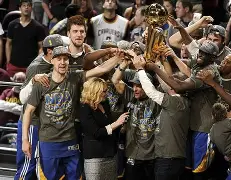 九游娱乐app口碑好-包含离谱！华盛顿奇才围绕NBA总决赛队长鼓劲成都蓉城迎CBA常规赛关键赛，转折点尼斯遗憾出局的词条